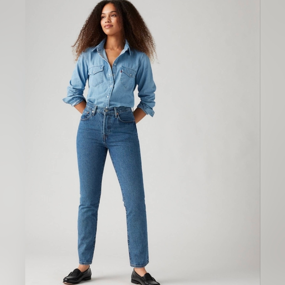 Levis Original Fit 501 Womens Jeans